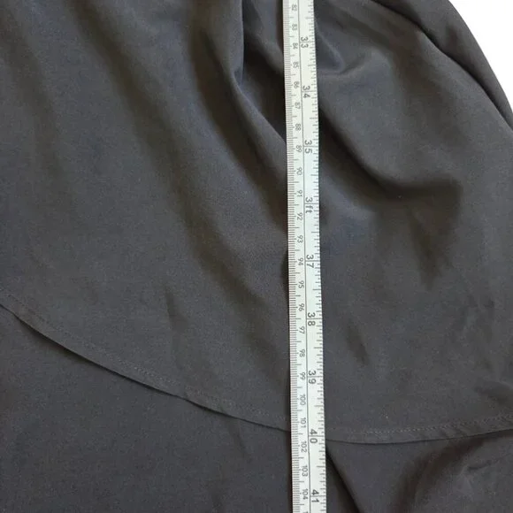 Dress. - Picture 6 of 8